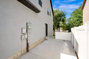 1022 S Cinnamon Ridge Ln E, Provo, UT 84606 - Photo 10