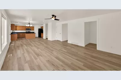 1022 S Cinnamon Ridge Ln E, Provo, UT 84606 - Photo 18