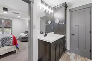849 W 2700 S, Syracuse, UT 84075 - Photo 22