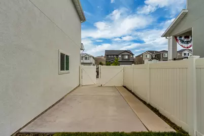 4557 E Golden Autumn Vw, Eagle Mountain, UT 84005 - Photo 44