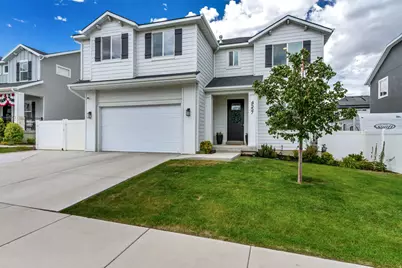4557 E Golden Autumn Vw, Eagle Mountain, UT 84005 - Photo 2