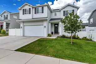 4557 E Golden Autumn Vw, Eagle Mountain, UT 84005 - Photo 2