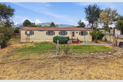 6141 W 13900 S, Herriman, UT 84096 - Photo 2