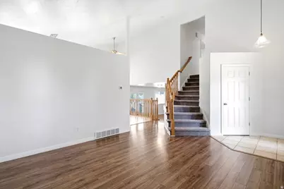 618 W 3700 S, Riverdale, UT 84405 - Photo 4