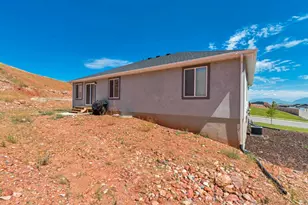 1988 S Marigold Wy, Santaquin, UT 84655 - Photo 34