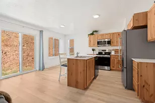 1988 S Marigold Wy, Santaquin, UT 84655 - Photo 8