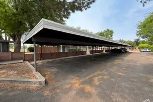 2066 E 3335 S, Salt Lake City, UT 84109 - Photo 2