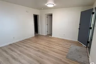 2066 E 3335 S, Salt Lake City, UT 84109 - Photo 4