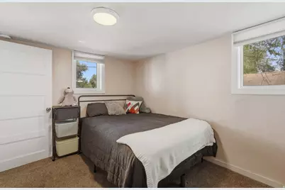 1310 W Indiana Ave S, Salt Lake City, UT 84104 - Photo 24