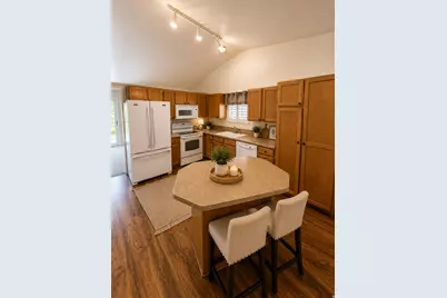 4789 W Foggia Ct, West Jordan, UT 84084 - Photo 6