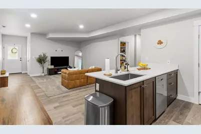 983 S 950 W, Provo, UT 84601 - Photo 22