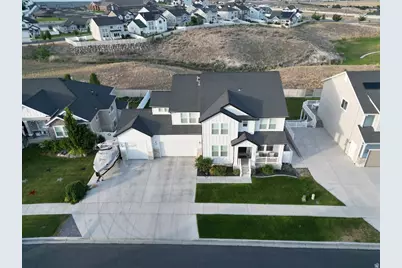 1368 W Wasatch Dr, Saratoga Springs, UT 84045 - Photo 2