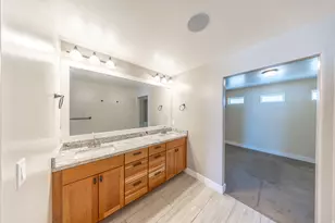 3761 S Spinnaker Bay Dr, Saratoga Springs, UT 84045 - Photo 22