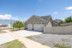 3761 S Spinnaker Bay Dr, Saratoga Springs, UT 84045 - Photo 4