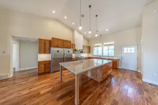 3761 S Spinnaker Bay Dr, Saratoga Springs, UT 84045 - Photo 12