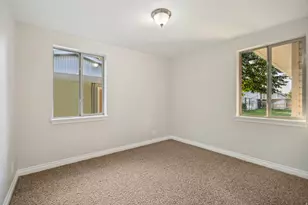 831 E Vics Rd, Sandy, UT 84094 - Photo 14