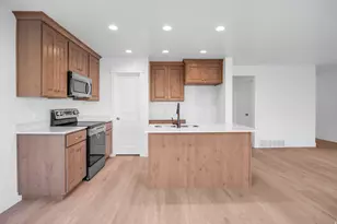 1767 S Windsong Dr, Santaquin, UT 84655 - Photo 4