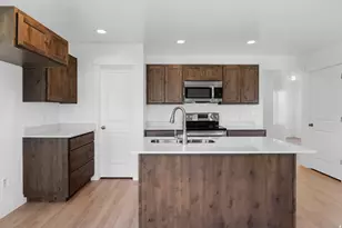 1757 S Windsong Dr, Santaquin, UT 84655 - Photo 8