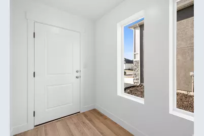 1757 S Windsong Dr #382, Santaquin, UT 84655 - Photo 2
