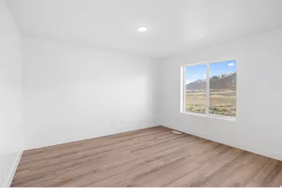 1757 S Windsong Dr #382, Santaquin, UT 84655 - Photo 4