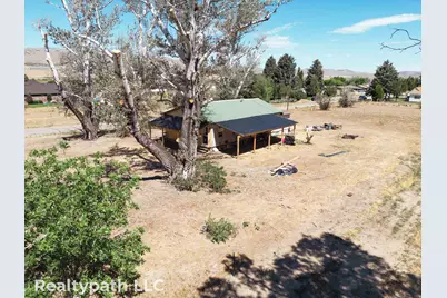 180 W 300 S, Mona, UT 84645 - Photo 2