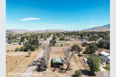 180 W 300 S, Mona, UT 84645 - Photo 6