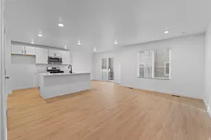 1878 E 670 N, Salem, UT 84653 - Photo 4