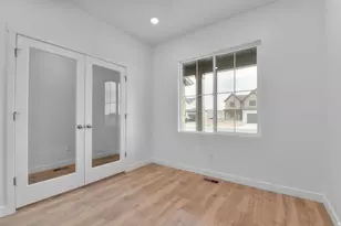 907 N 1820 E, Salem, UT 84653 - Photo 32