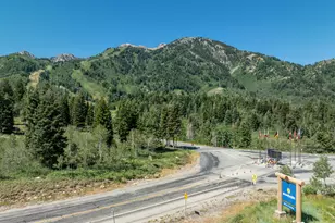 5846 N Jeeder Dr, Mountain Green, UT 84050 - Photo 38