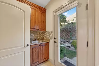 6623 S Hidden Mill Cv, Cottonwood Heights, UT 84121 - Photo 30