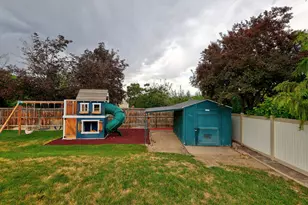 10318 S Silver Willow Dr, Sandy, UT 84070 - Photo 46