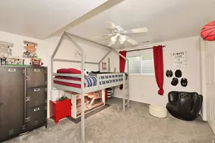 10318 S Silver Willow Dr, Sandy, UT 84070 - Photo 16