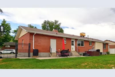 10318 S Silver Willow Dr, Sandy, UT 84070 - Photo 48