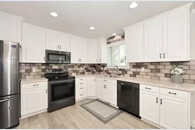 10318 S Silver Willow Dr, Sandy, UT 84070 - Photo 6