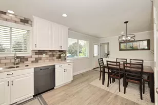 10318 S Silver Willow Dr, Sandy, UT 84070 - Photo 10