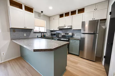 285 W 600 N #2, Logan, UT 84321 - Photo 8