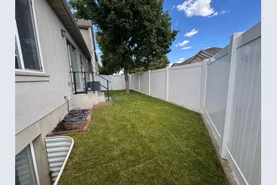 1538 W Wyngate Park Dr, South Jordan, UT 84095 - Photo 42