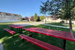 1538 W Wyngate Park Dr, South Jordan, UT 84095 - Photo 46