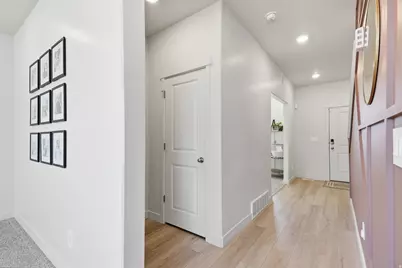 5082 N Damper Dr, Eagle Mountain, UT 84005 - Photo 4