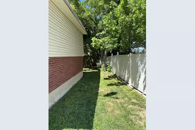 3226 W Meadow Wood Way S, Taylorsville, UT 84129 - Photo 28