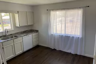 232 W 100 N, Vernal, UT 84078 - Photo 18