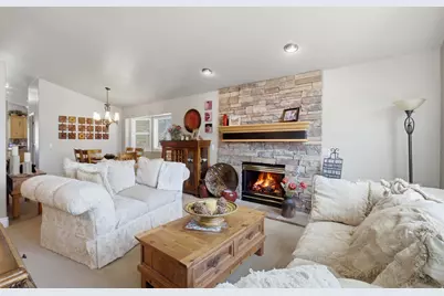 2918 W 8870 S, West Jordan, UT 84088 - Photo 10