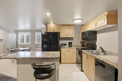 2918 W 8870 S, West Jordan, UT 84088 - Photo 42