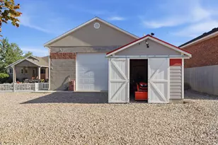 2918 W 8870 S, West Jordan, UT 84088 - Photo 62