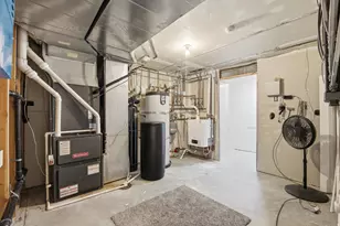 2918 W 8870 S, West Jordan, UT 84088 - Photo 48