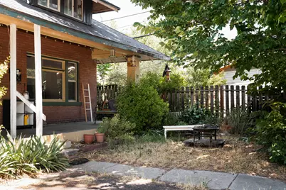 1216 S Lyman Ct, Salt Lake City, UT 84105 - Photo 2