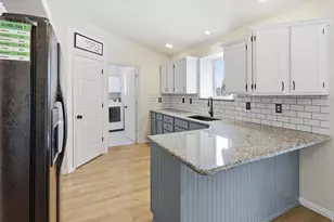1039 W 1600 N, Lehi, UT 84043 - Photo 12