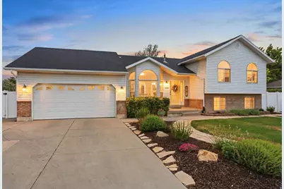 1039 W 1600 N, Lehi, UT 84043 - Photo 2