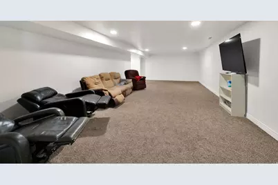 3233 W 1680 N, Clinton, UT 84015 - Photo 48