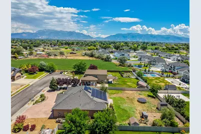 3233 W 1680 N, Clinton, UT 84015 - Photo 60